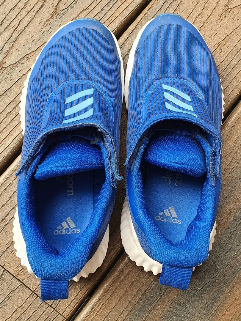 Adidas kids size 3 new arrivals