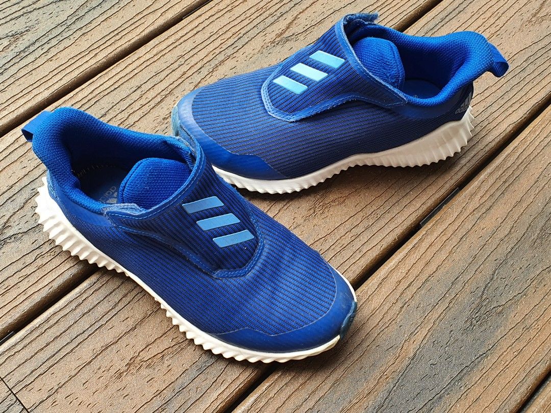 Adidas kids sale shoes size 3