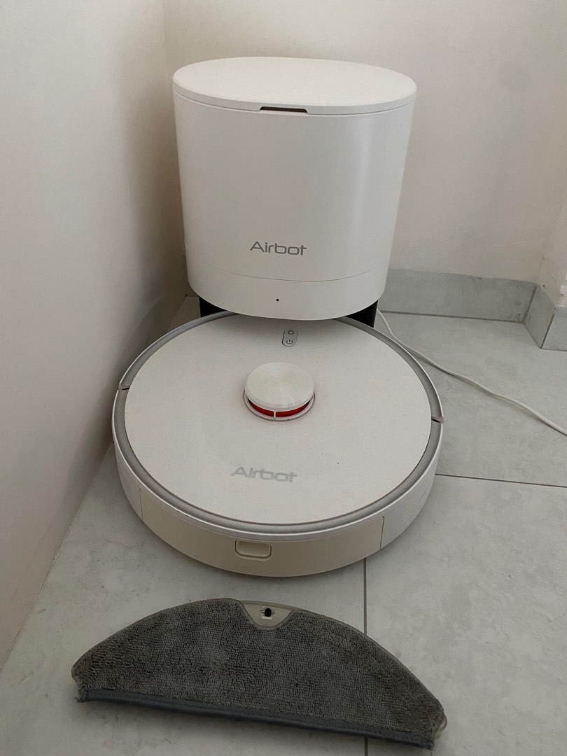 Airbot A700, Laser Mapping Robotic Vacuum. Auto empty system, TV & Home Appliances, Vacuum