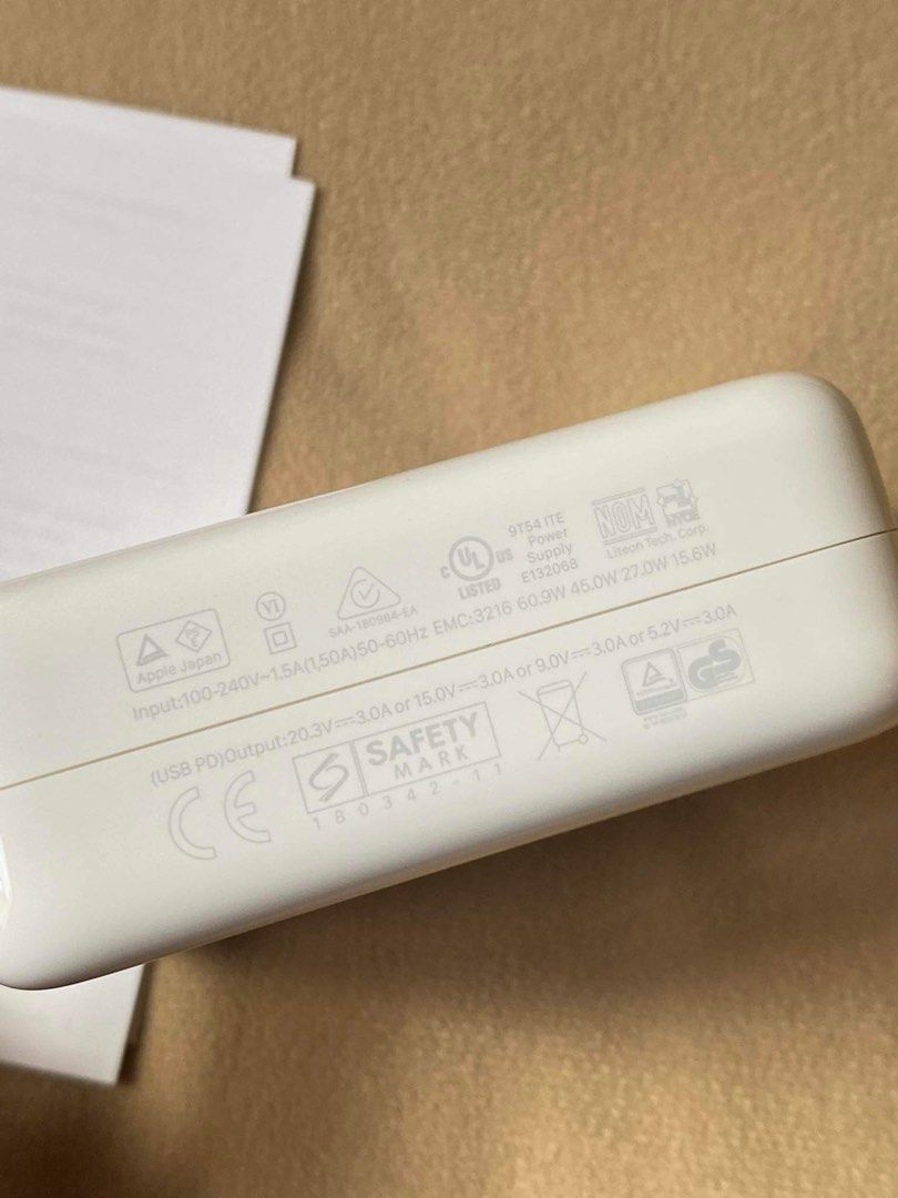 Apple type C 61w adapter (Category: Chargers & Cables) located in Davao. Submitted by akvtOS (Listing ID 1226508008, Image 2). Description: Like new cond.