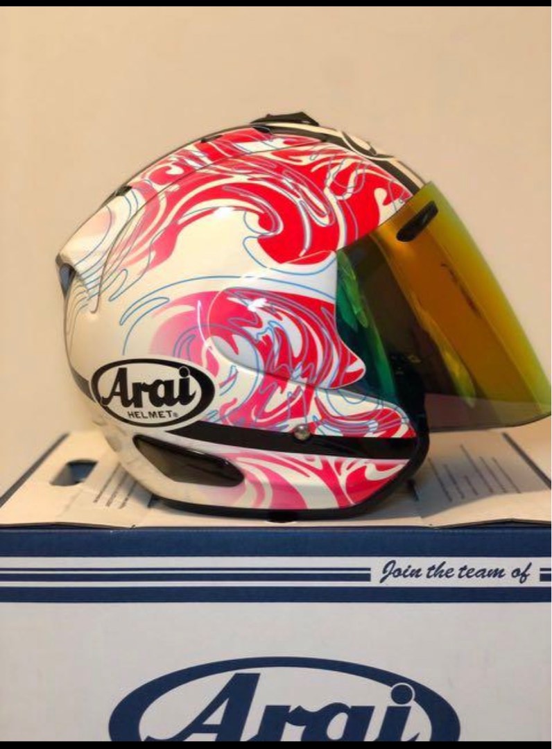 Pink Riptide Arai Riptide Pink, Motorcycles, Motorcycle Apparel on Carousell