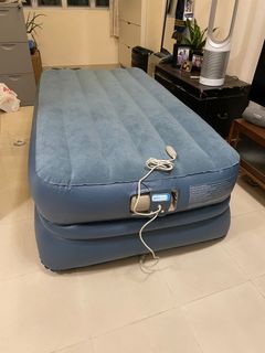 （分類：）位於 。 由 jcf172 提交（商品編號 1226649121，圖片 1）。簡介： 。