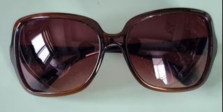 (Category: ) located in . Submitted by closetclearoutsale (Listing ID 1226533508, Image 1). Description: .