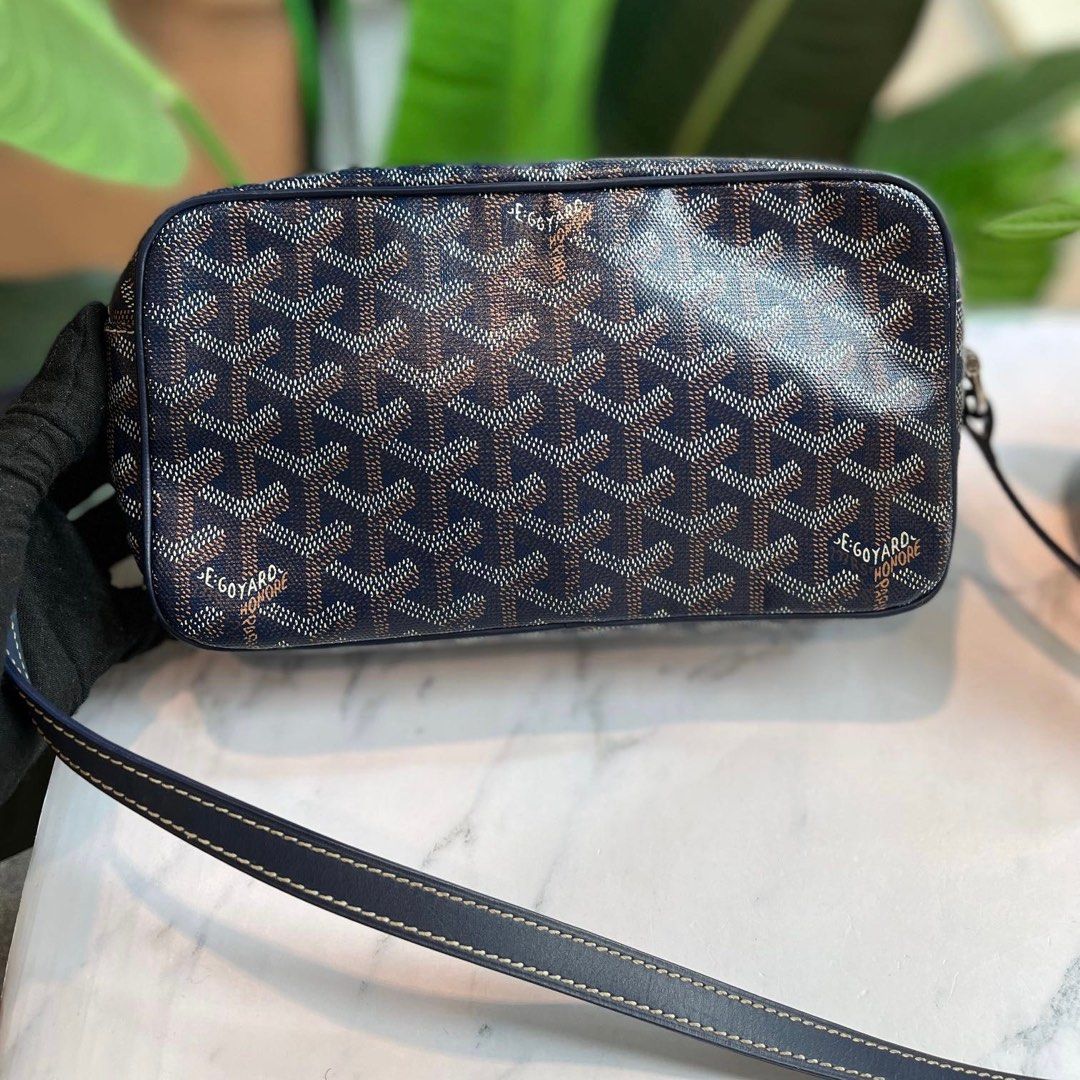 Authentic Goyard Black Camera Bag, Luxury, Bags & Wallets on Carousell