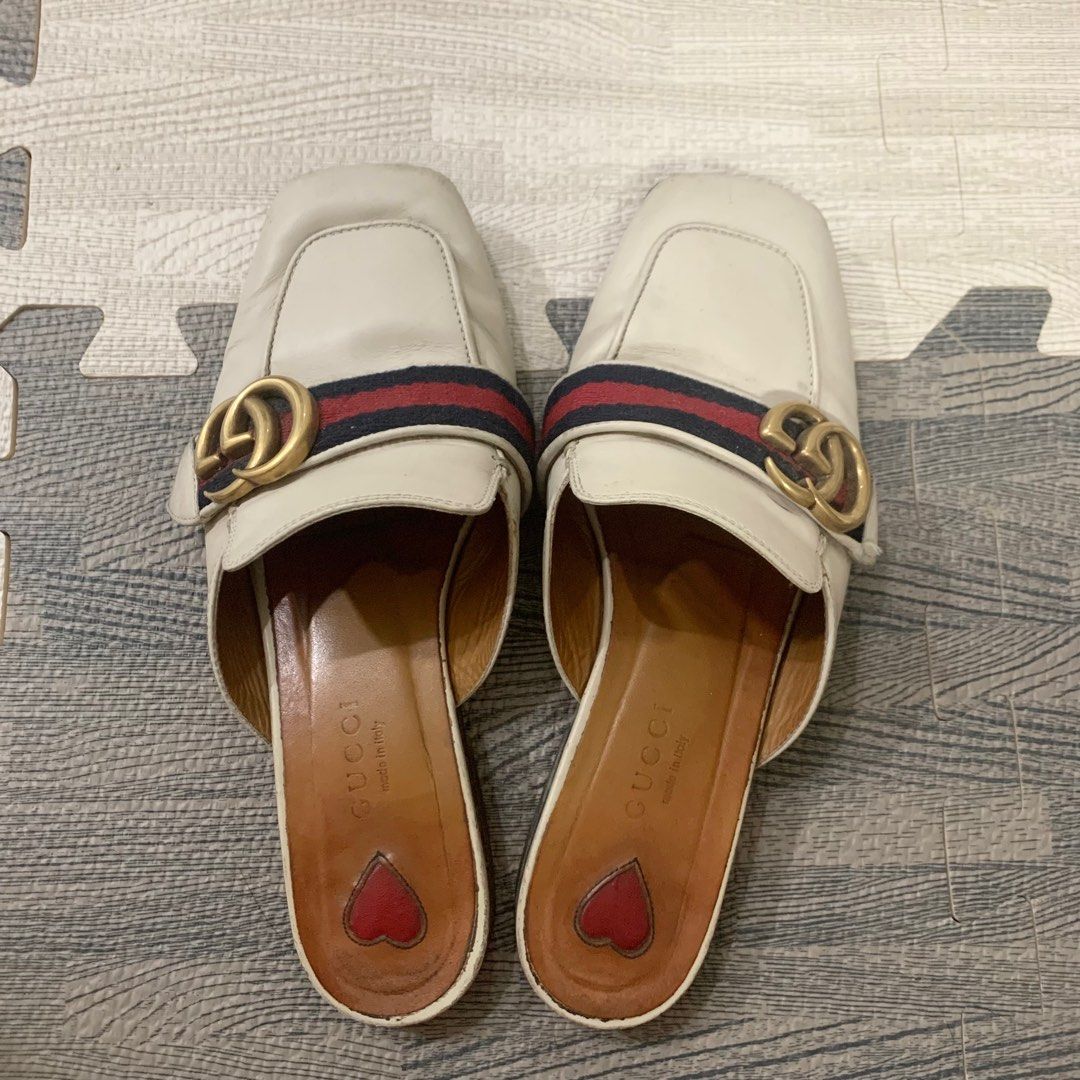 Gucci sandals flat store
