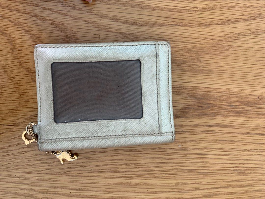 Salvatore hot sale ferragamo heathrow