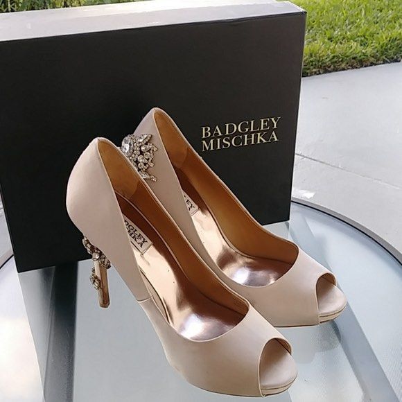 Badgley mischka low heel new arrivals