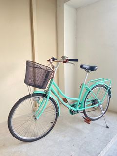Beautiful Ladies Marketing 24” Shimano Tourney 6 Speed Well Cared  Maintained bike bicycle not fold foldie folding no repairs in ride away condition