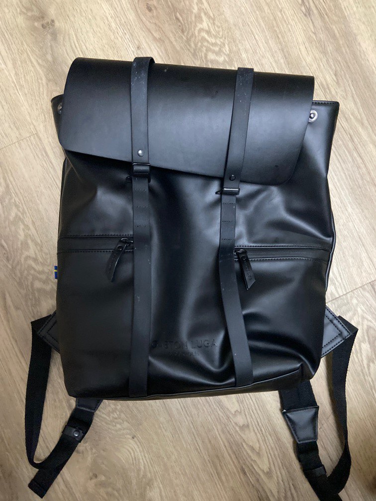 Black Backpack bag pack Gaston Luga 13 inch splash waterproof laptop