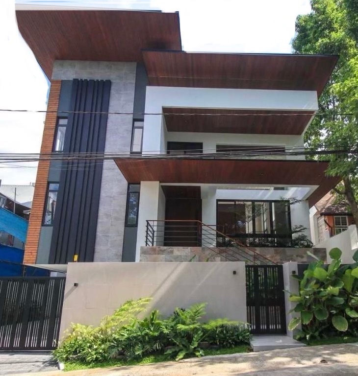 Brand New AYALA HEIGHTS house and lot for sale near Ayala Hillside, Corinthian Hills, Loyola