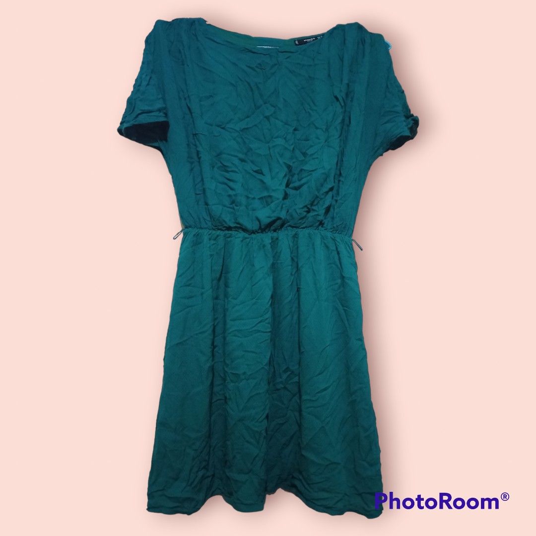 Branded Blue green dress (Category: Dresses) located in Makati City. Submitted by kitton1009 (Listing ID 1226515302, Image 1). Description: Moving out and decluttering Blue green mini dress.