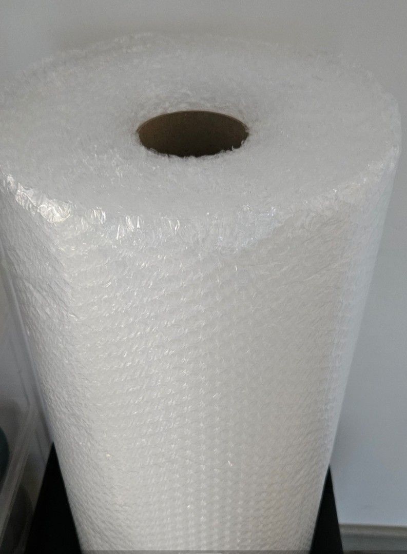Bubble wrap Roll, Hobbies & Toys, Stationery & Craft, Other Stationery