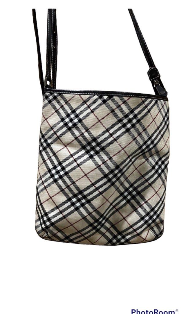 Burberry Blue Label Sling Bag, Fesyen Wanita, Tas & Dompet di ...