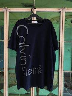 Calvin Klein tshirt
