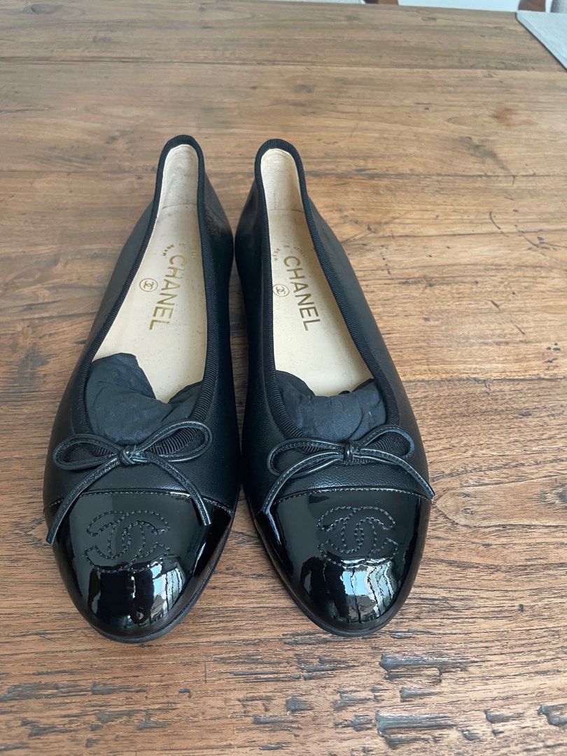 Chanel Ballerinas in black, Luxury, Sneakers & Footwear on Carousell