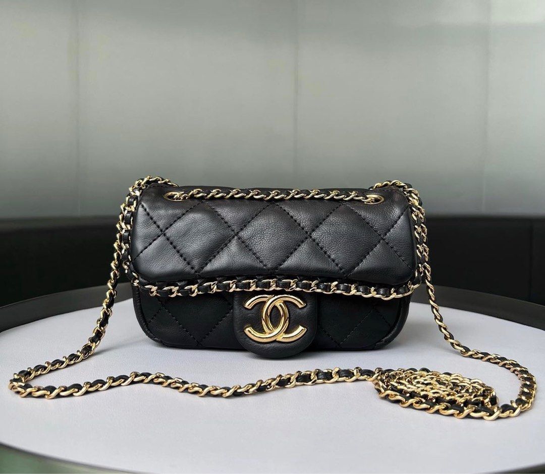 Chanel Chain Me Flap Mini 10 x18 × 4cm Calfskin Black Ghw, Luxury, Bags &  Wallets on Carousell