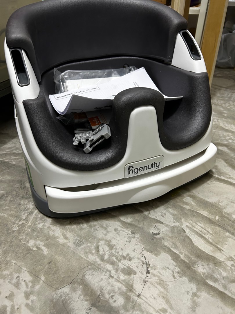 Child / Toddler eating chair & table, Babies & Kids, Baby Nursery