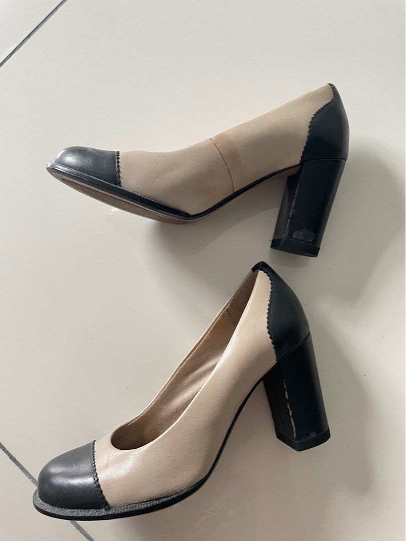 Clarks store block heels