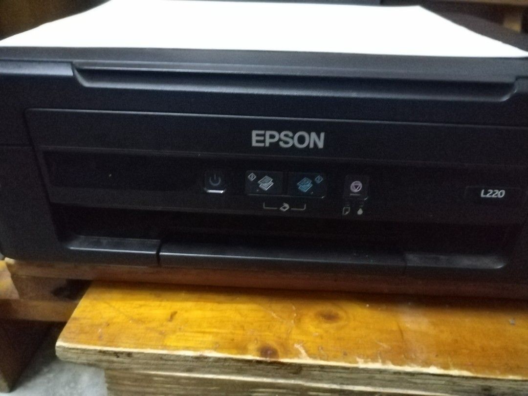 Epson L220 printer and scanner, Computers & Tech, Printers, Scanners & Copiers on Carousell