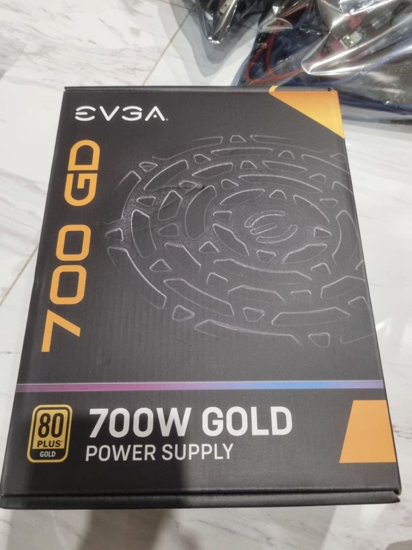 EVGA 700 GD, 80+ GOLD 700W, 5 Year Warranty, Power Supply 100-GD-0700-V1