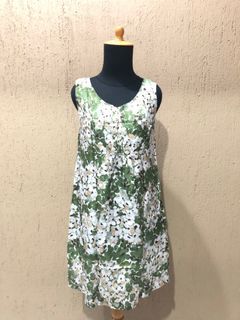Floral green dress