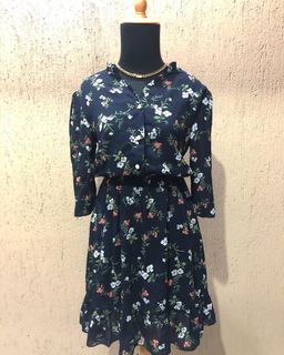 Flower navy dress