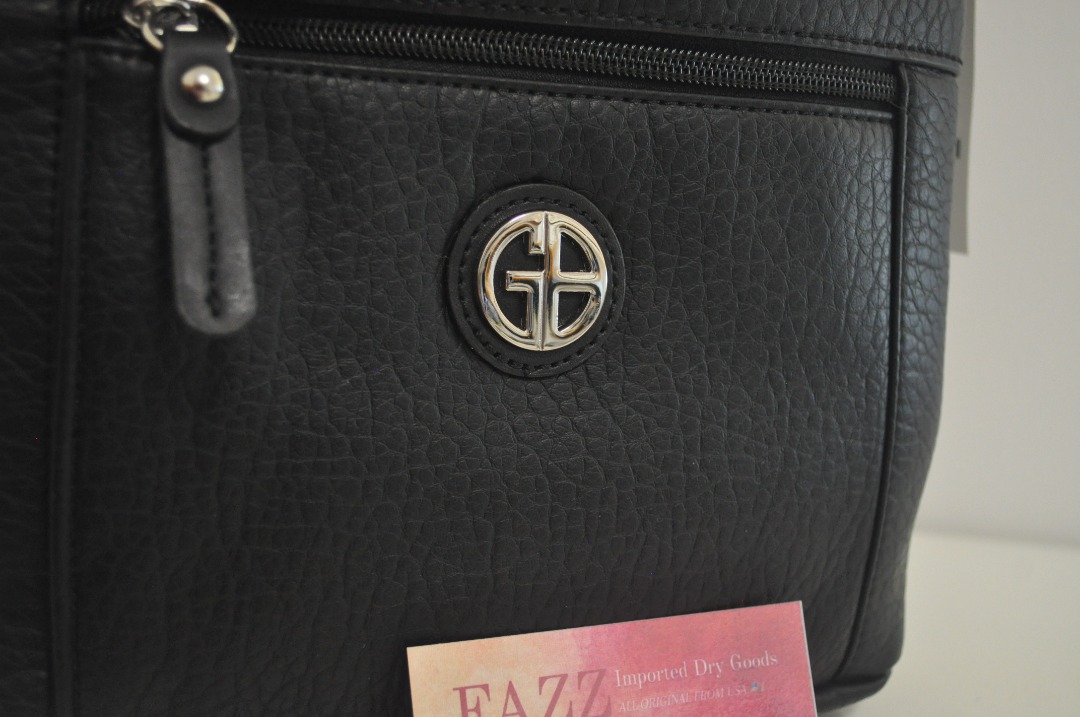 AUTHENTIC Giani Bernini Pebble Crossbody Bag Black, Women's Fashion ...