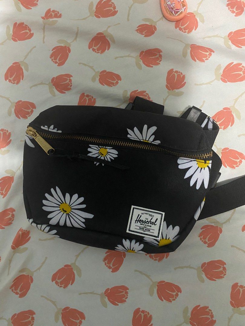 Herschel daisy fanny pack cheap