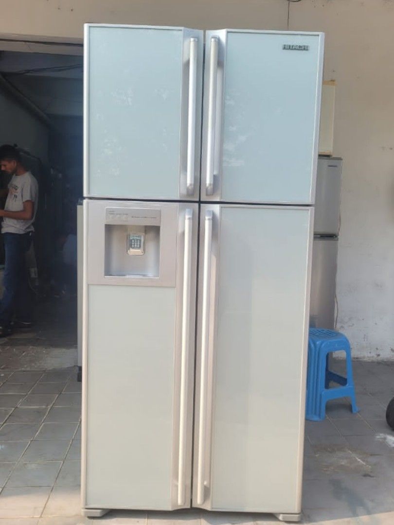 Hitachi 4 doors fridge with water dispenser rm850, TV & Home Appliances