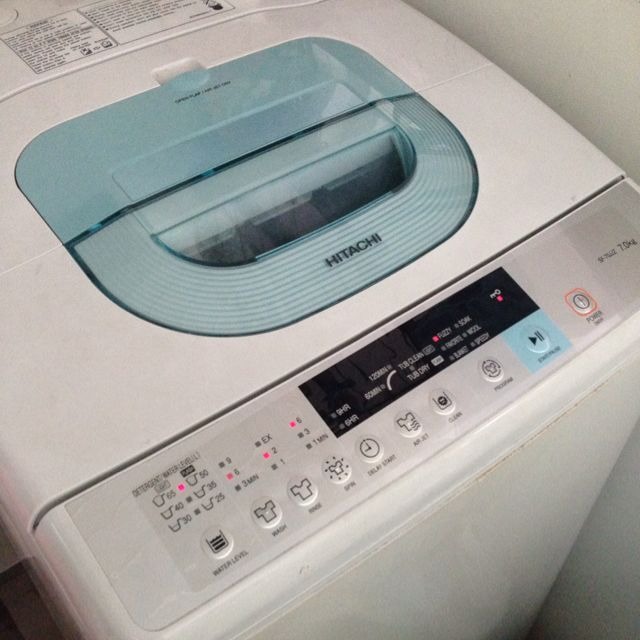 Hitachi 7kg washing machine (top load) Width (50cm) x depth (58cm) x