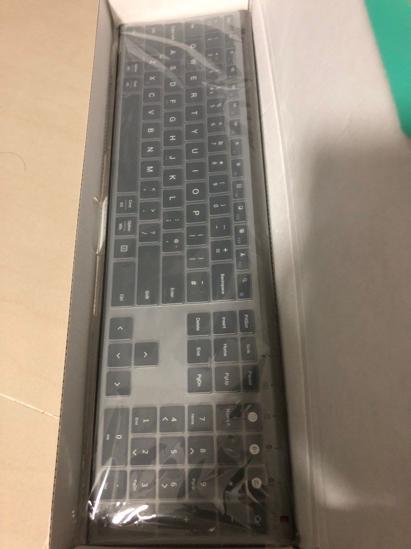 Jelly Comb Wireless Keyboard and Mouse, Full Size Ultra Slim 2.4GHz