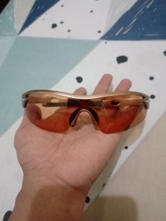 Kacamata Oakley