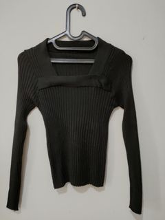 Knit top