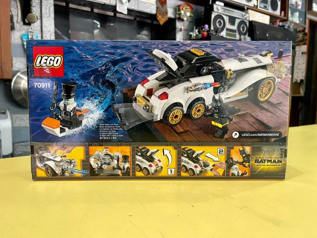 The Penguin™ Arctic Roller 70911, THE LEGO® BATMAN MOVIE