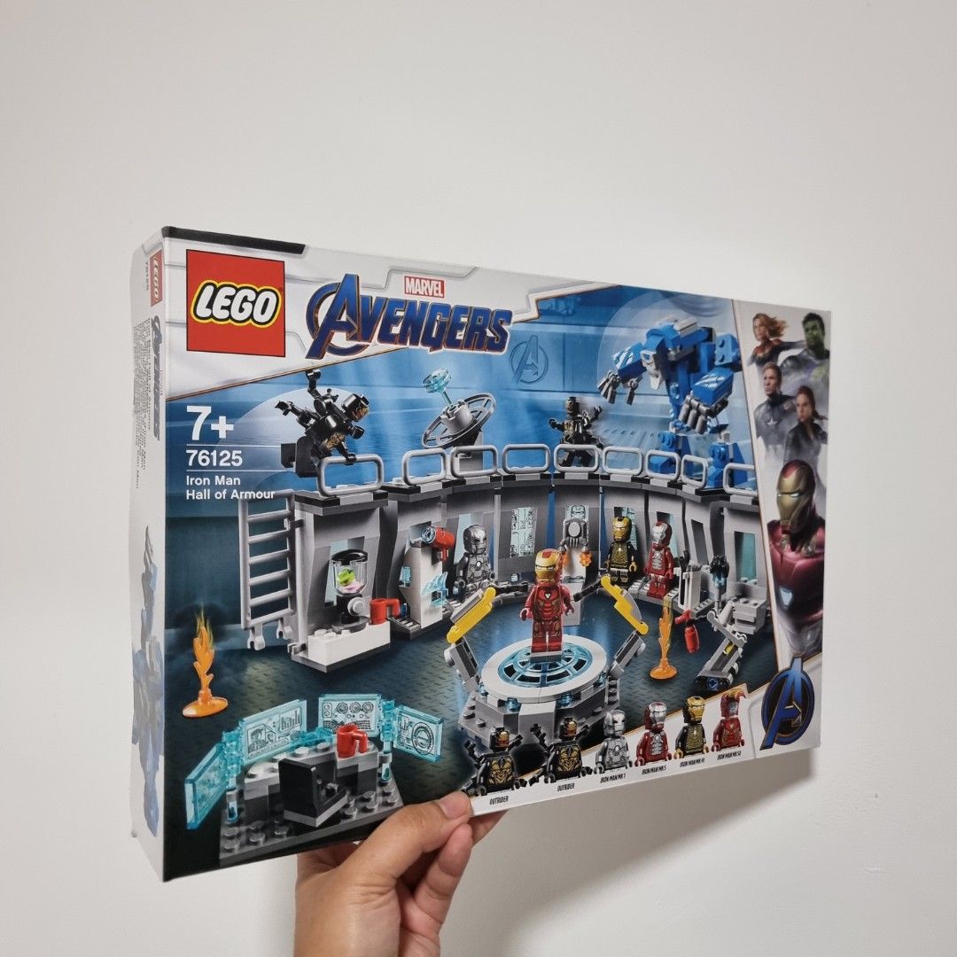 Avengers hall sales of armors lego