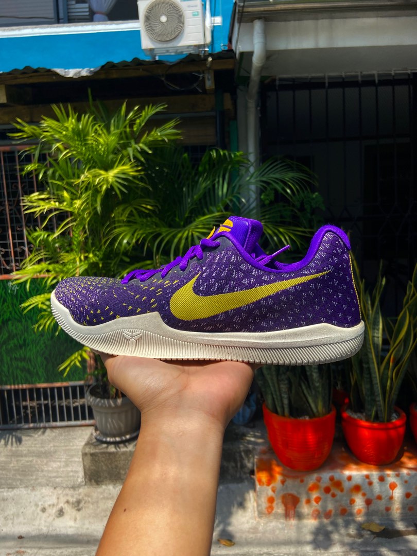 Kobe mamba sales instinct black gold