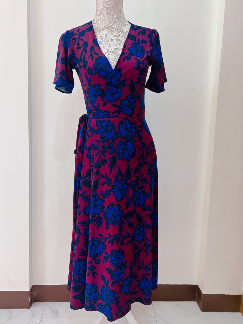 Maroon Floral Wrap Maxi Dress on Carousell