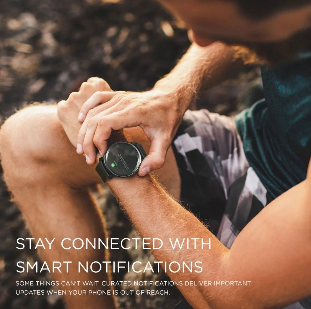 Motorola 100series SmartWatch, Mobile Phones & Gadgets, Wearables