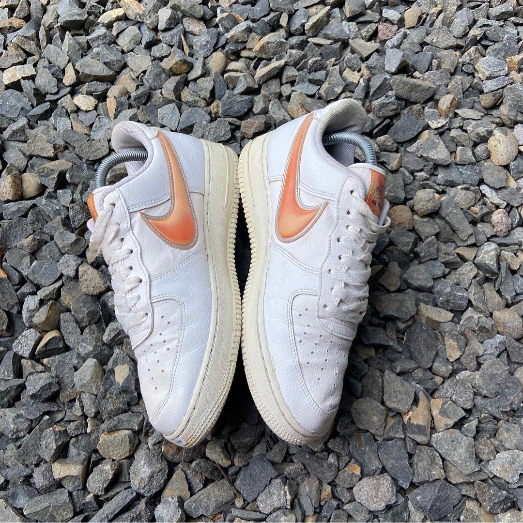 oversized swoosh air force 1