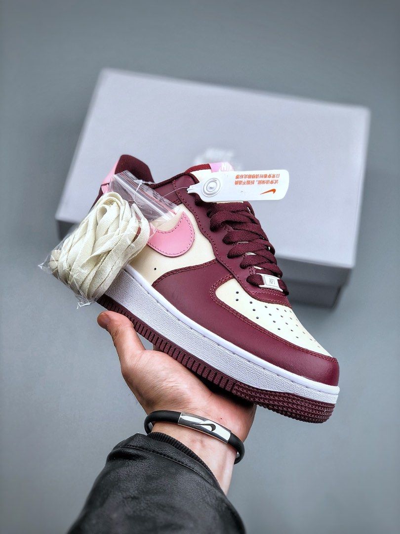 Nike air discount force near me