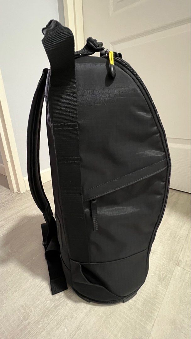 Nikon CL-L3 Lens Case bag backpack