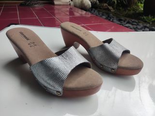 Obermain Heels - Silver Cream Size 38 Code B