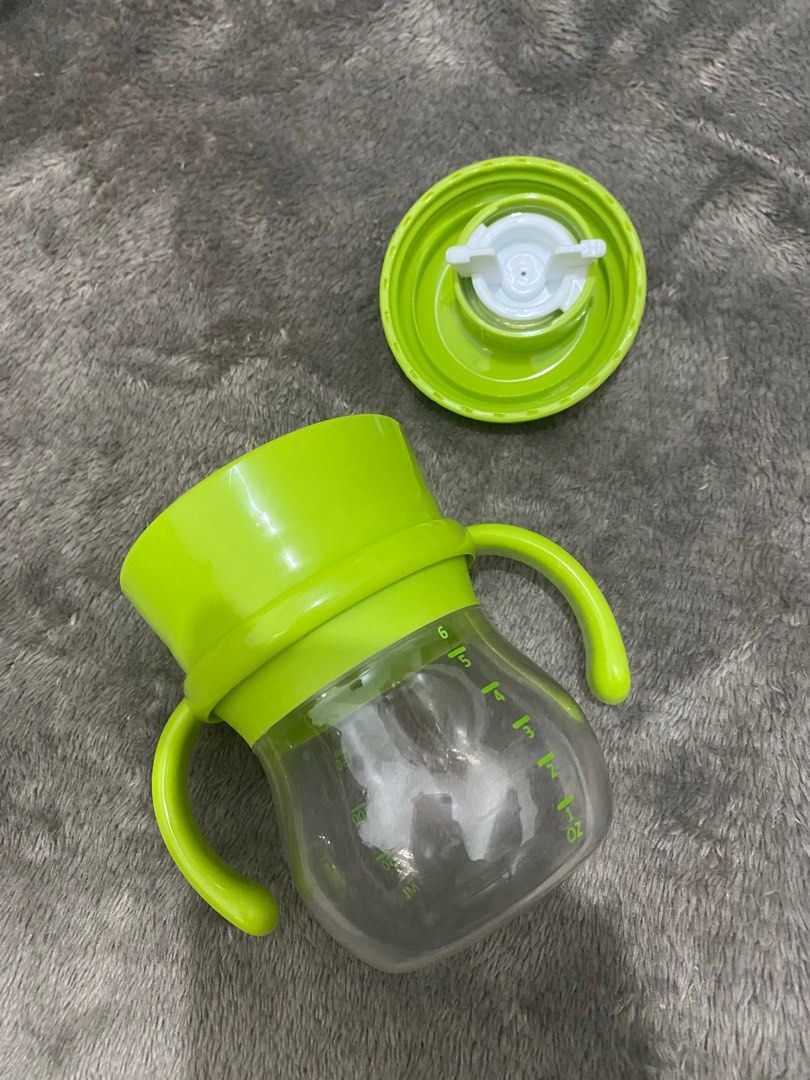 Oxo Tot (Category: Breastfeeding & Bottle Feeding) located in Cainta. Submitted by marywizzy (Listing ID 1226513931, Image 3). Description: Oxo Tot Sippy Cup With Open Mouth Training Lid This is hust used once. No box.