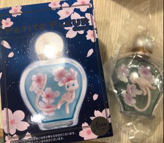 （分類：）位於 。 由 tlyla 提交（商品編號 1226606308，圖片 1）。簡介： 。