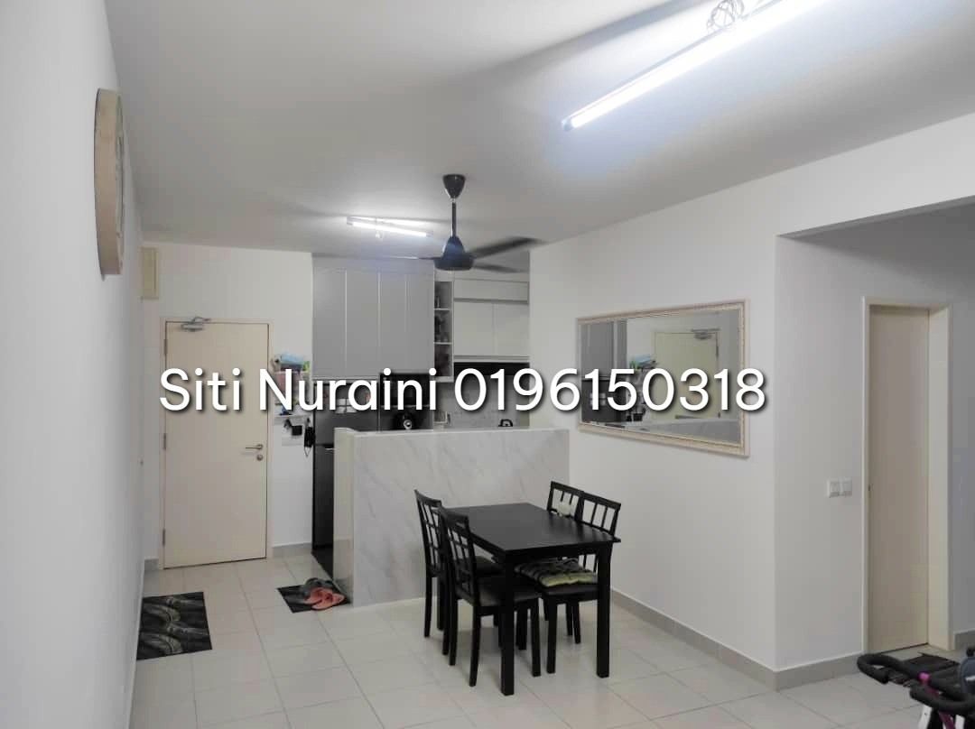 Pool View and Near Lift Apartment Harmoni, Eco Majestic Semenyih