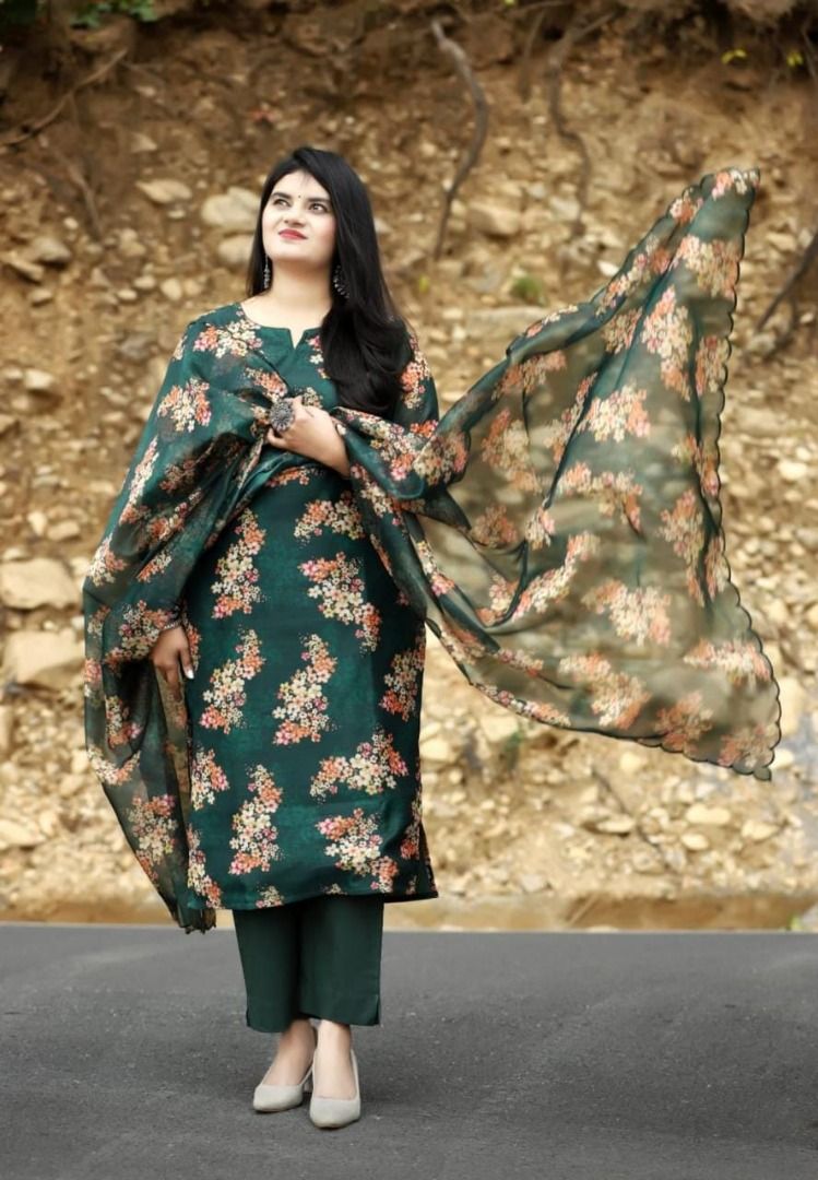 Premium organza kurti with digital print of premium quality with soft Rayon lining