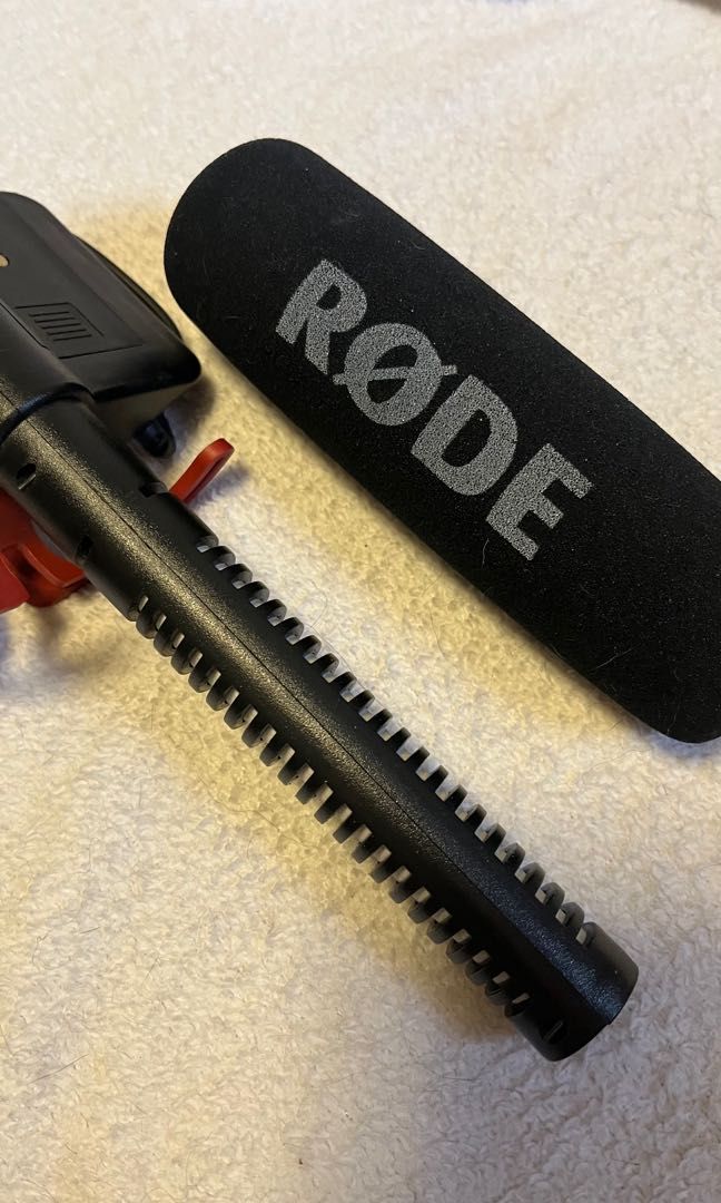 Rode VideoMic (w/ free battery), Audio, Microphones on Carousell