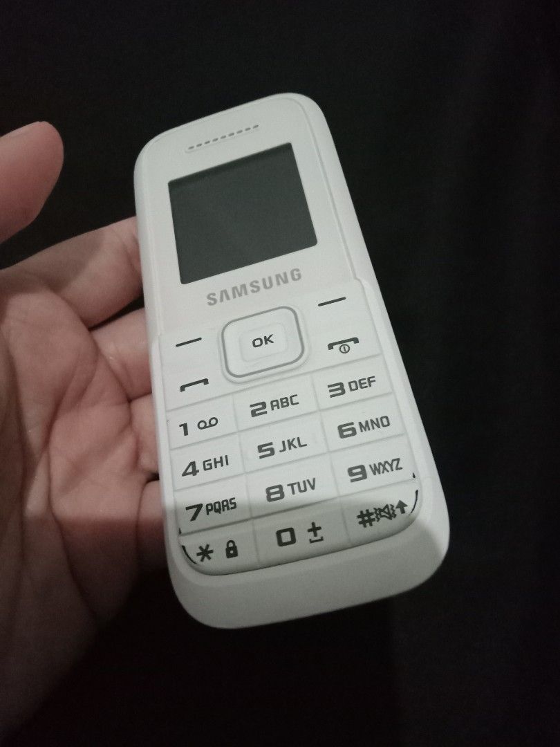 Samsung keystone with charger on Carousell