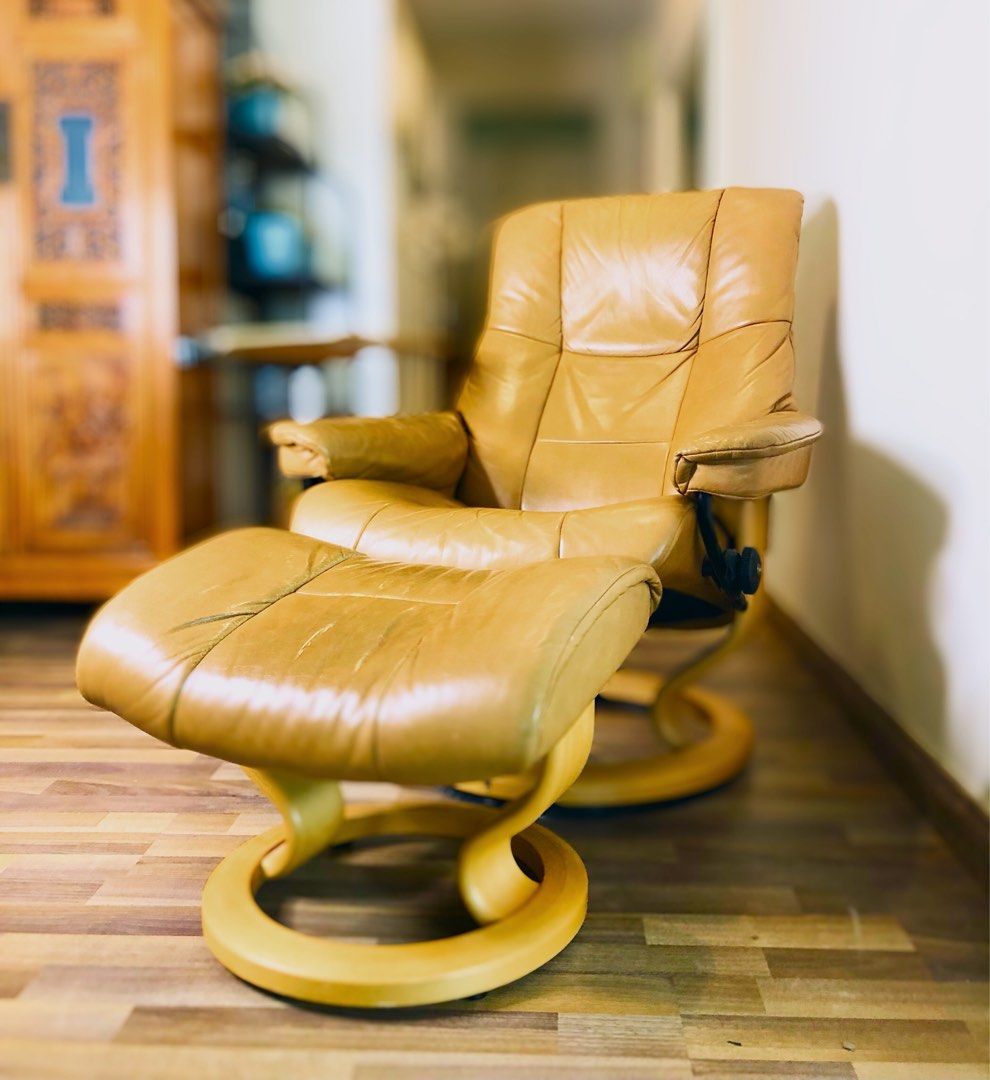 Scandinavian STRESSLESS Mayfair Recliner Chair, Furniture & Home Living