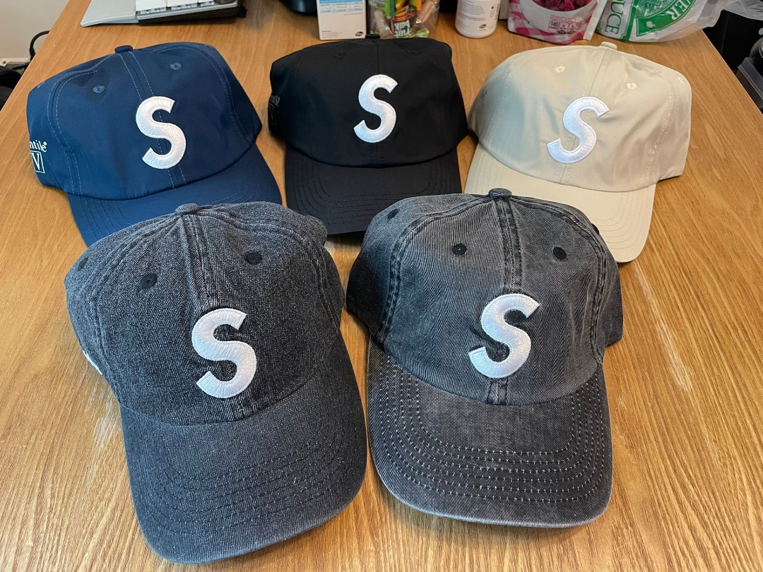 Supreme S logo Cap 帽(洗水/ 防水), 名牌, 飾物及配件- Carousell